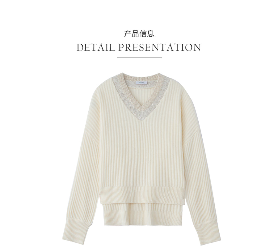 23A0101 V-Neck Sweater with Sequin Detail